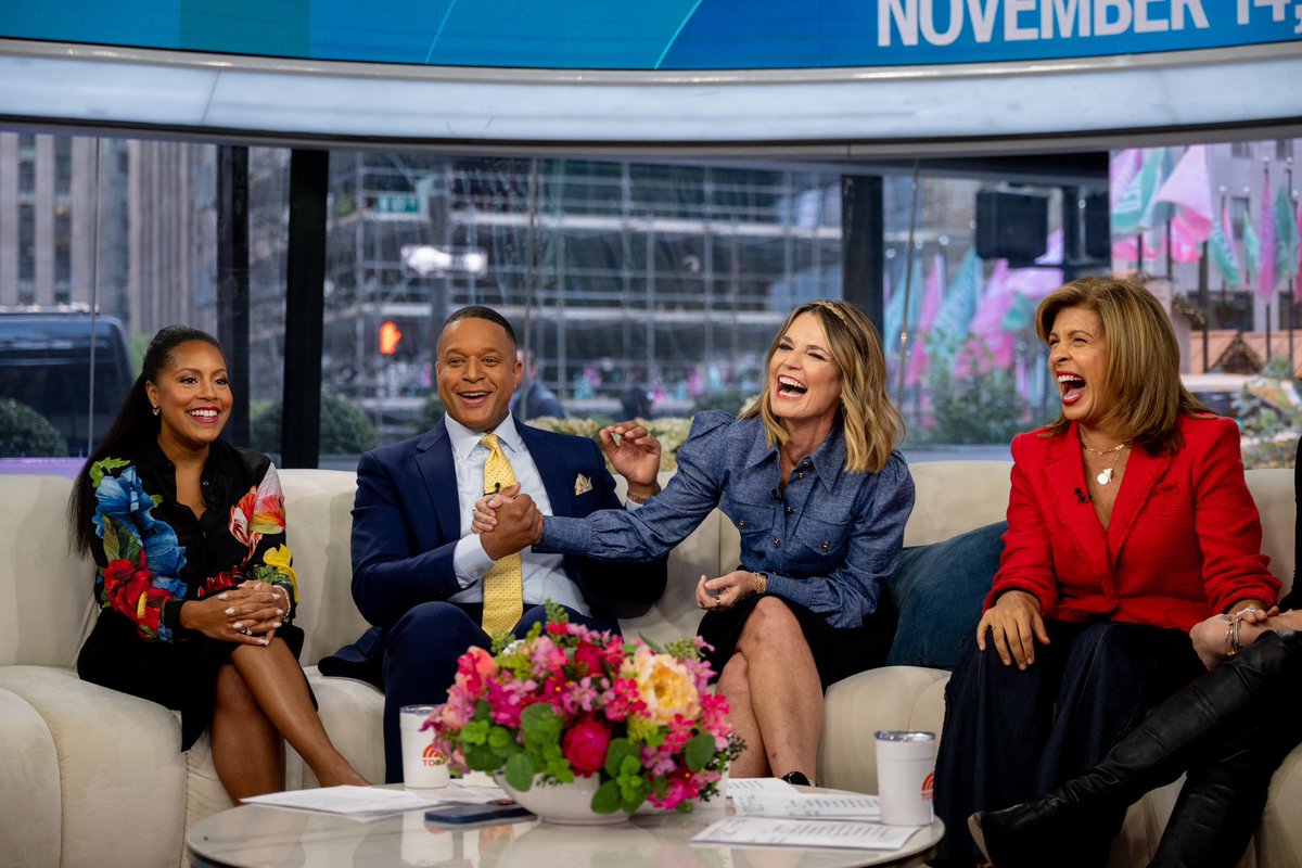 Craig Melvin tweet media