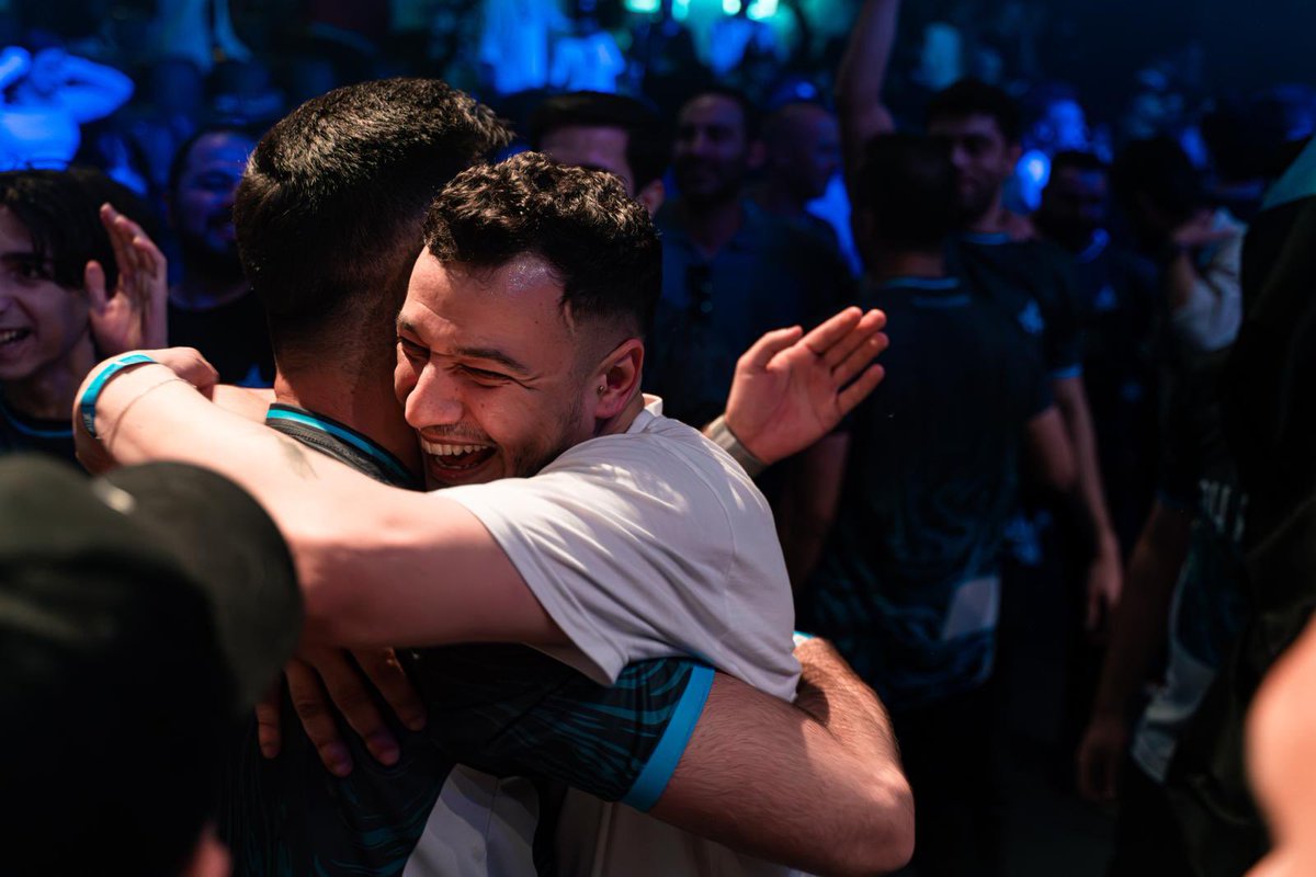 bunu paylaşmasam olmazdı, gerek abi, gerek kanka, gerek iş arkadaşı oldun. Her şey için teşekkür ederim abim <a href="/batuhankg/">Batuhan Kaan Geleş</a>