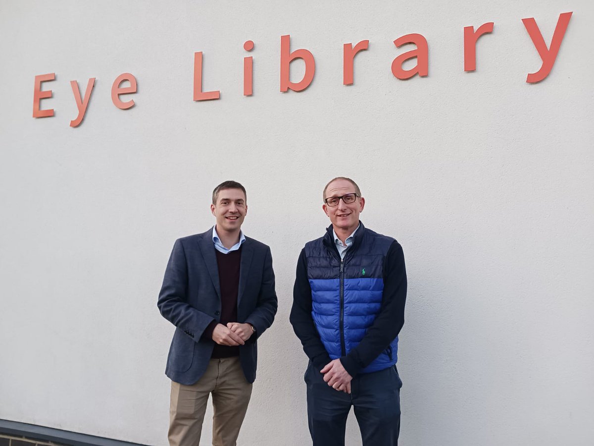 AdrianRamsay's tweet photo. 📚 I enjoyed meeting Bruce Leeke from Suffolk Libraries today.

It's really fantastic that Suffolk's libraries offer such a range of services to support the wellbeing of local people.
@SuffolkLibrary https://t.co/r0b5PjJNOF