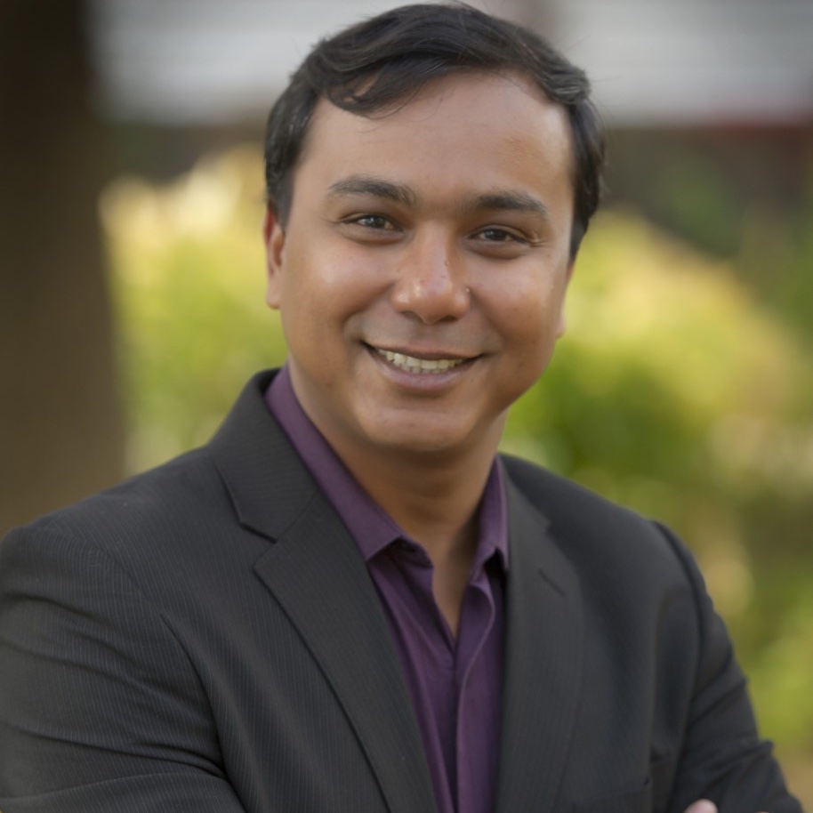 Congratulations to our own Dr. Asim Biswas (<a href="/BiswasSoilLab/">Asim Biswas</a>)!

Asim one of the new <a href="/uofg/">University of Guelph</a> Canada Research Chairs. He will hold the CRC in Digital Agriculture focusing on smart farming solutions to help farmers make more informed decisions. 

➡️ news.uoguelph.ca/2024/11/u-of-g…

#SESProud