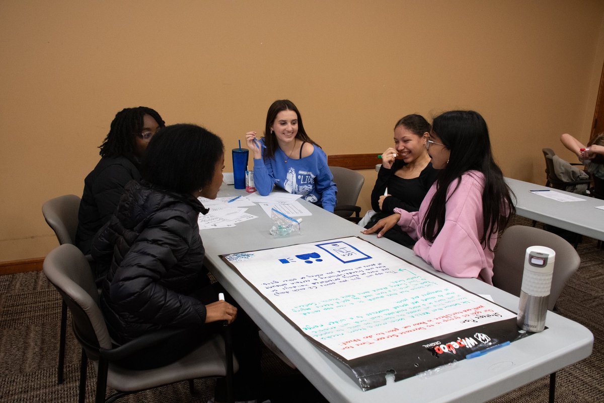 mrsmcdhc's tweet image. SHSM ICT members worked with @KFLAPH on the challenge of how to reduce teenage cell phone, social media use. Lots of great discussions. What an incredible opportunity to work together. Thx Mr. Clarke for leading students through the Innovative, Creativity &amp;amp; Innovation Challenge.