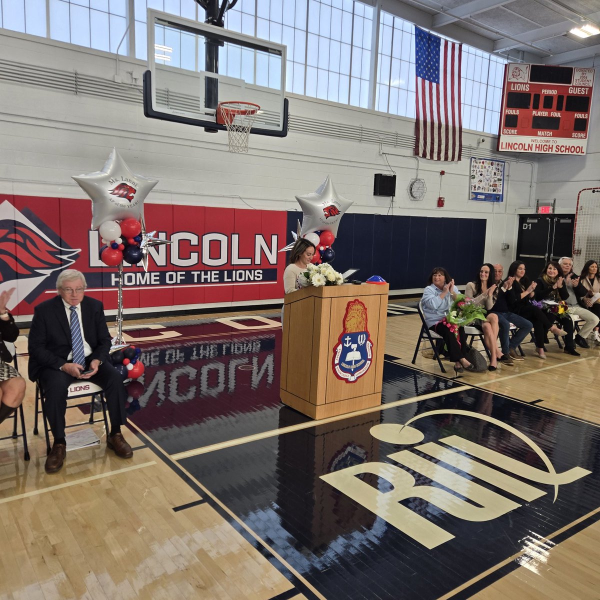 LFilippelli tweet media