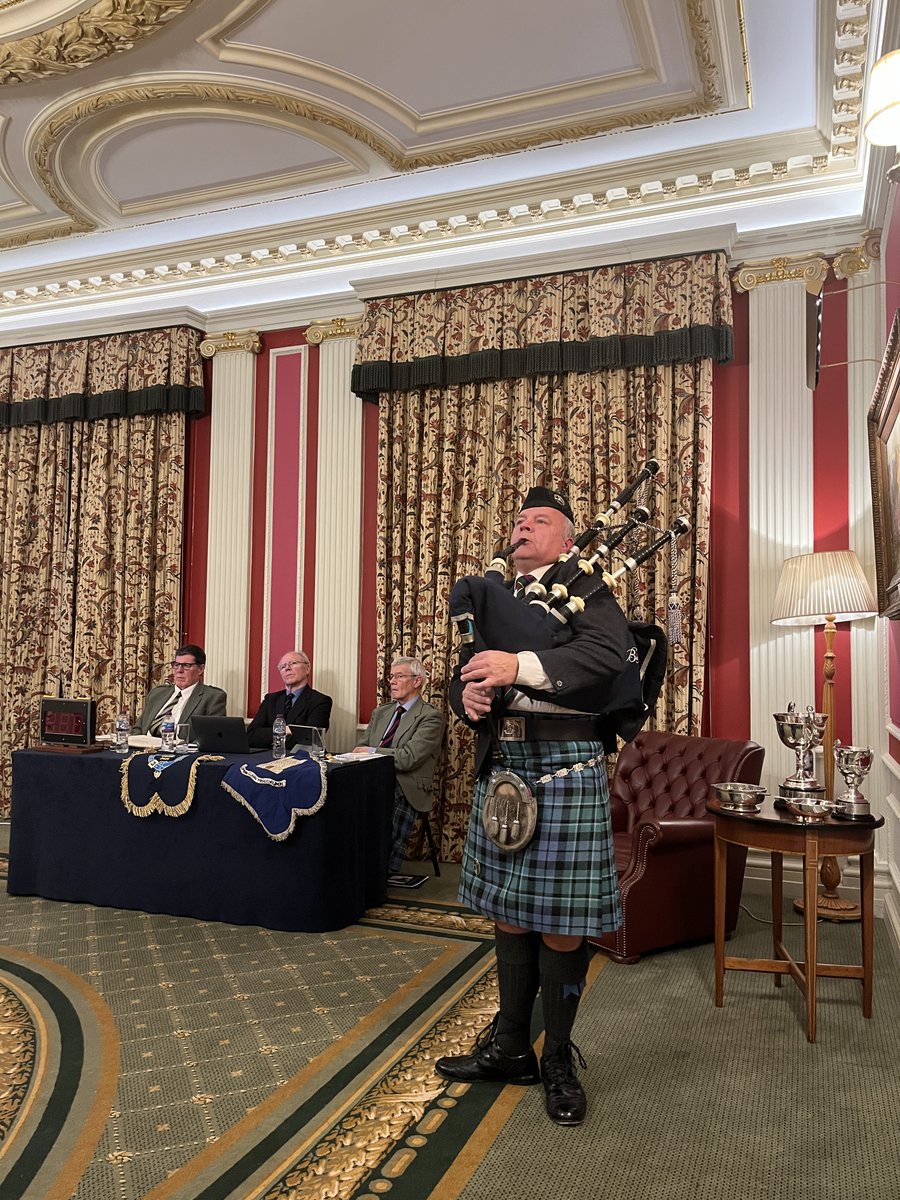 LondonPiping's tweet photo. Stuart Liddell MBE
Lament for the children
A piobaireachd written in the 17th century by Padraig Mor MacCrimmon after the deaths of 7 of the pipers 8 children, from smallpox. https://t.co/O4x3uBnKKk