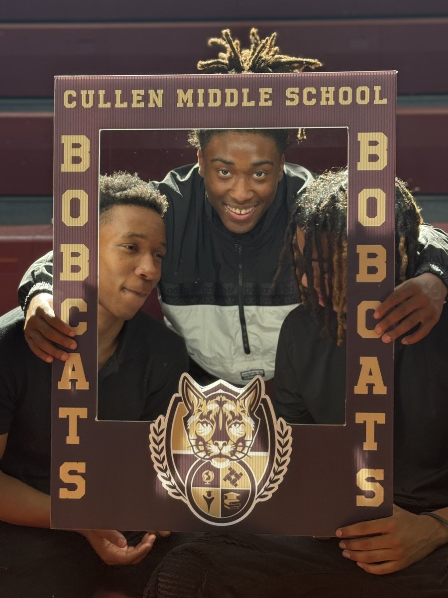 Cullen Middle School (@cullen_bobcats) on Twitter photo Can’t hide that <a href="/Cullen_Bobcats/">Cullen Middle School</a> pride! Happy Friday. <a href="/TheBrameE/">The Real Erica Brame-Manuel</a> <a href="/BatisteKala/">KBatisteHISD</a> <a href="/GameChangingEd/">Donica Arnold, M.Ed.</a> <a href="/LouisKing48/">Louis King</a> Can’t hide that <a href="/Cullen_Bobcats/">Cullen Middle School</a> pride! Happy Friday. <a href="/TheBrameE/">The Real Erica Brame-Manuel</a> <a href="/BatisteKala/">KBatisteHISD</a> <a href="/GameChangingEd/">Donica Arnold, M.Ed.</a> <a href="/LouisKing48/">Louis King</a>