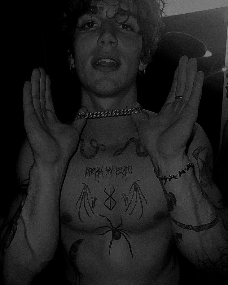 ︎
︎
      déjame    𝐬𝐨𝐥𝐨    que   solo  ˒
      𝐲𝐨      𝐦𝐞     𝐜𝐨𝐧𝐨𝐳𝐜𝐨  . 
      déjame    𝐬𝐨𝐥𝐨    que   solo
      𝐲𝐨      𝐦𝐞     𝐥𝐚     𝐛𝐮𝐬𝐜𝐨  .
      déjame    𝐬𝐨𝐥𝐨    que   solo
      𝐲𝐨     𝐚      𝐦𝐢́     𝐦͟𝐞͟ 𝐠͟𝐮͟𝐬͟𝐭͟𝐨͟ . 

︎