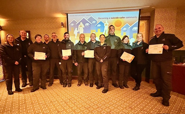 WestBeWell1's tweet photo. Pictured are members of the Irish Coast Guard and Mayo Mountain Rescue who participated in a safeTalk training programme in Westport, Co Mayo earlier this week representing IRCG Achill, IRCG Ballyglass, IRCG Westport (who organised the event) and Mayo Mountain Rescue. #safeTalk https://t.co/m86fmGZMeA