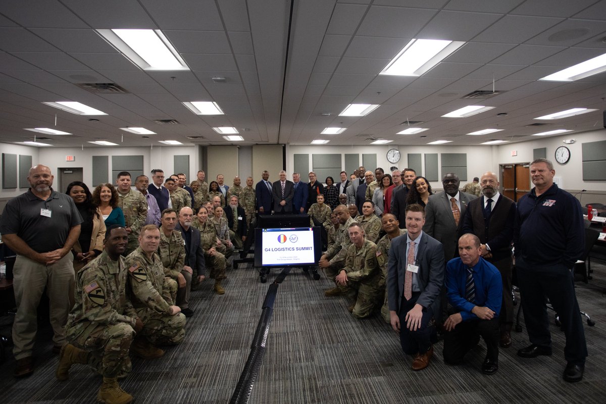 SCoE_CASCOM's tweet image. This week, #CASCOM hosted the annual two-day TRADOC G-4 Logistics Summit, bringing leaders together from the logistics community to discuss best practices and ways ahead.

#SupportStartsHere #Logistics