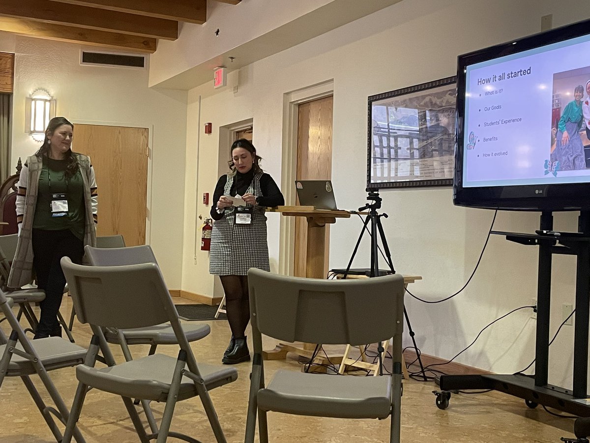 Another amazing presentation from a #1LISD Dual Language teacher/IC team on the power of authentic audiences in language development. #LaCosecha2024