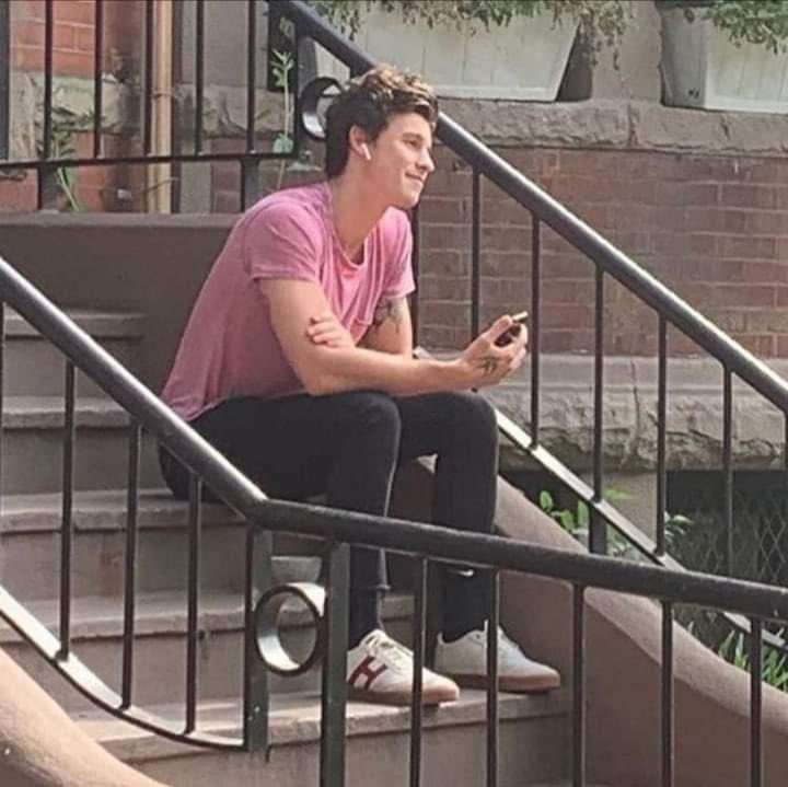 AndyMendes0708's tweet photo. I all day: 🥺🫶🏻🎧
#ShawnTheAlbum @ShawnAccess https://t.co/KY2QIwAOzQ