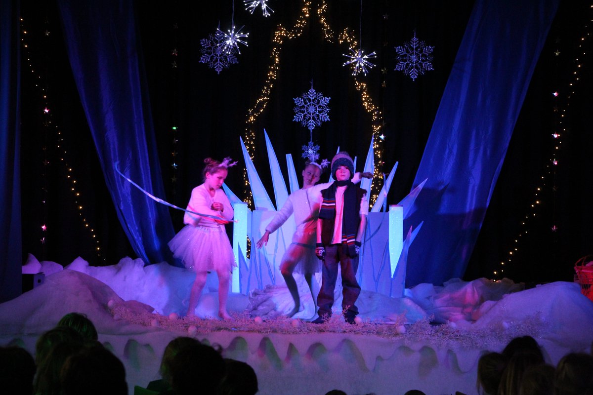 Wishing the best of luck to our Year 5s for their production of #TheSnowQueen to families and parents this evening!

To find out more about our school, please speak to our admissions team on 01935 810911.

#sherborneprep #dorsetprepschool #beyondthebluedoor #sherborneprepdrama