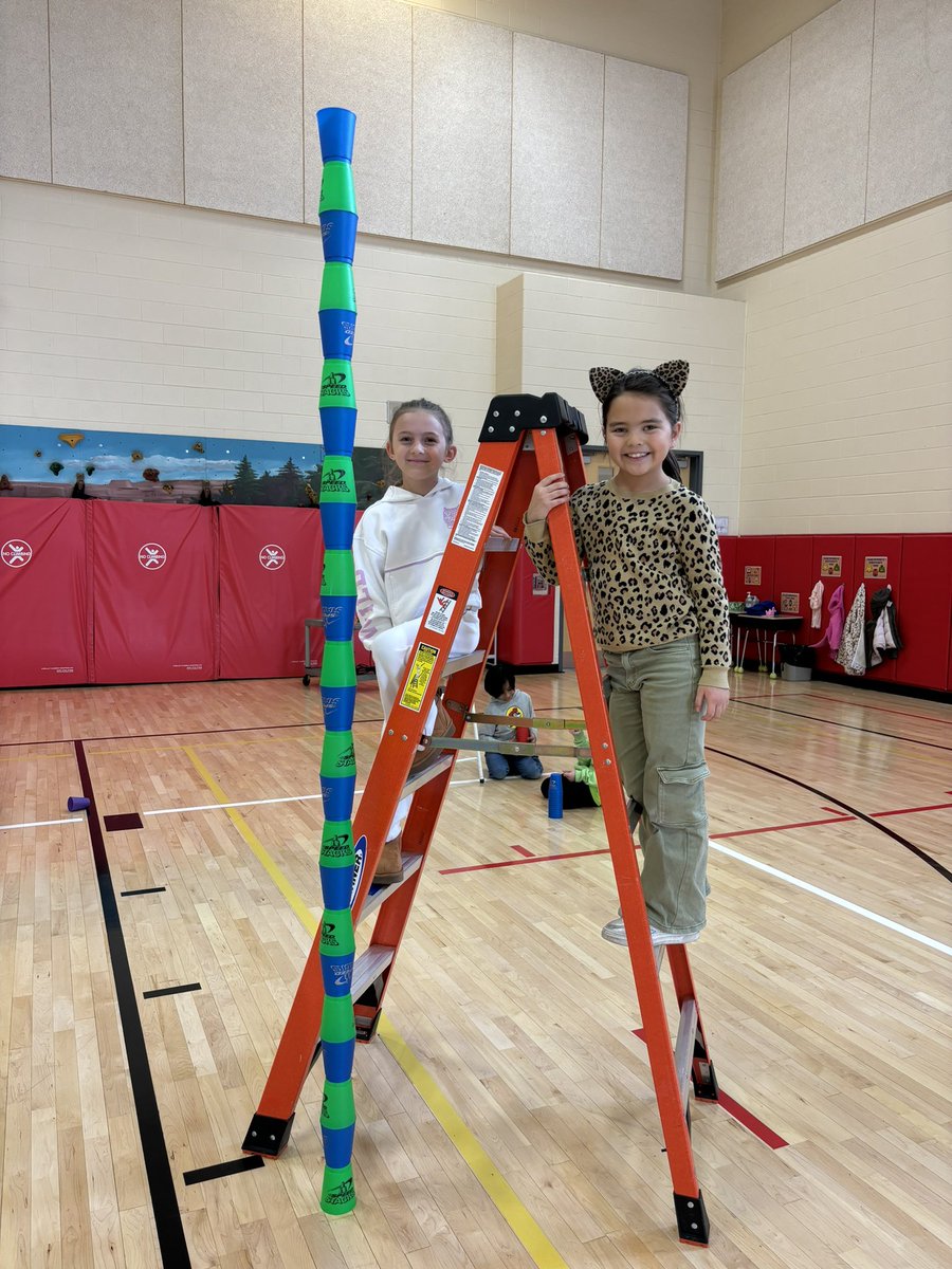 pe4everykid's tweet photo. Some of our second grade top tower stackers! #physed @ktowler304 @SpeedStacksInc #StackUp2024 https://t.co/GVvktU6viA