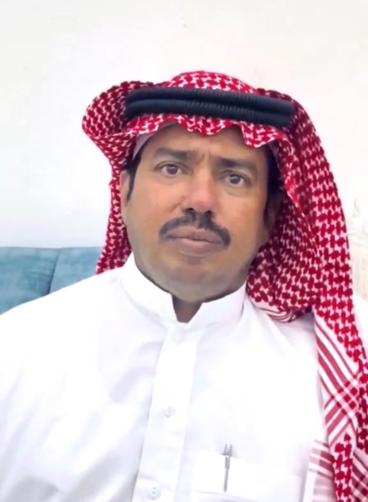 Aadl2013A's tweet photo. #بخيت_السناني_في_ذمة_الله

في جنة الفردوس والخِلد يابخيت
يالشاعر….. ياللي كل طَيب يحبه

شاعر قبيله كل ماقال له  بيت
قالو من بخيت السناني مِصبّه

#عادل_بن_حمود https://t.co/AzOZt0xqY8