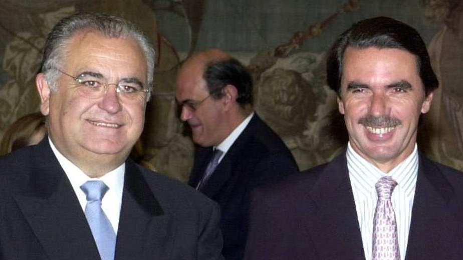 Redbelate_EUPV's tweet photo. @AndreuEscriva Un MISERABLE I UN PSICÒPATA, si, pero tampoc cal exagerar i llevar mèrits demostrats a uns altres...
Com a psicòpates i miserables #Mazón és encara massa jove per a estar a l'altura de #Camps i #Cotino.
Recorda els 43 morts del Metre, els 0 responsables i familiars mai rebuts i + https://t.co/nFjHuFJzzH