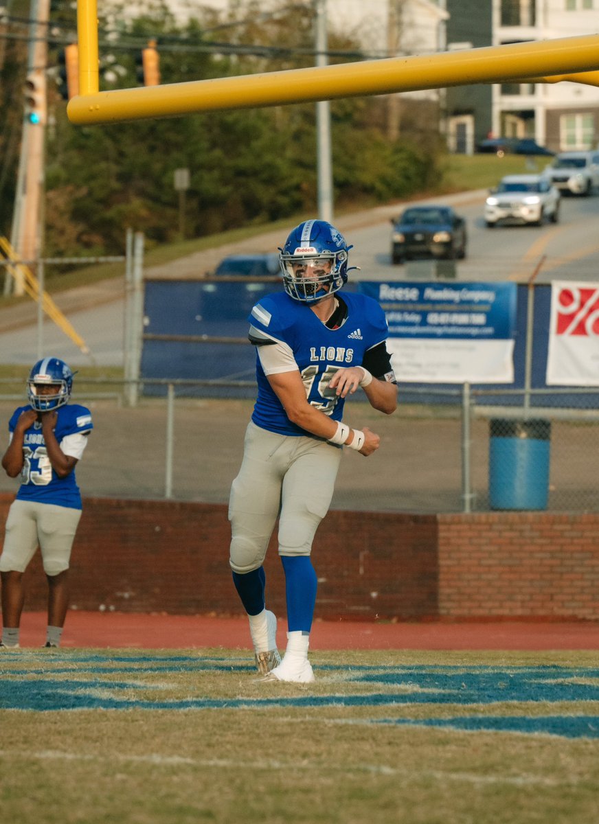 I PLAY EVERYTHING‼️
4.00 GPA + #6 Class Rank📚

Senior year: QB 
Junior year: WR/S/SS/QB/OLB/ATH

Senior Film: hudl.com/v/2Q15bq
Junior Film: hudl.com/v/2MXF6S

<a href="/RecruitRedBank/">Red Bank HS Football Recruiting</a> <a href="/Redbank_fb/">Red Bank HS Football</a> <a href="/coachdavis423/">Coach Davis</a> <a href="/brysatt/">Bryan Satterfield</a> <a href="/CSmithScout/">Chris Smith</a> <a href="/wolfpack7on7/">Wolfpack7on7</a> <a href="/_CoachTerry_/">CoachTerryWolfpack</a> <a href="/beyond_grind/">Kaylen Stewart Sr.</a>