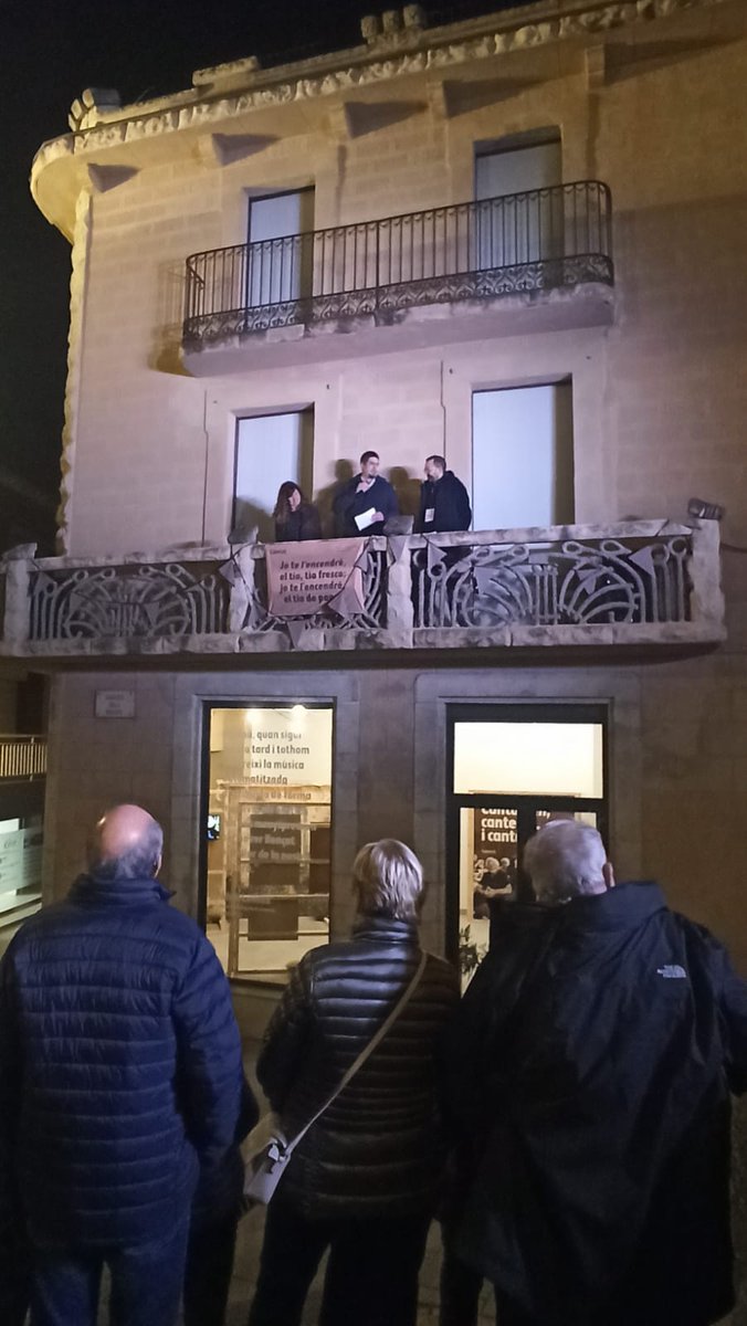 DiputacioGirona's tweet image. 🟢Inaugurem l’exposició Cantàvem, cantem... i cantarem! a Can Sixtu Viñas de #Cassà, tret d’inici del Festival Càntut❗️
➡️Una coproducció del Càntut amb la Diputació de Girona i la col·laboració de la Generalitat de Catalunya i l'Ajuntament de Cassà de la Selva.
✅Posa de