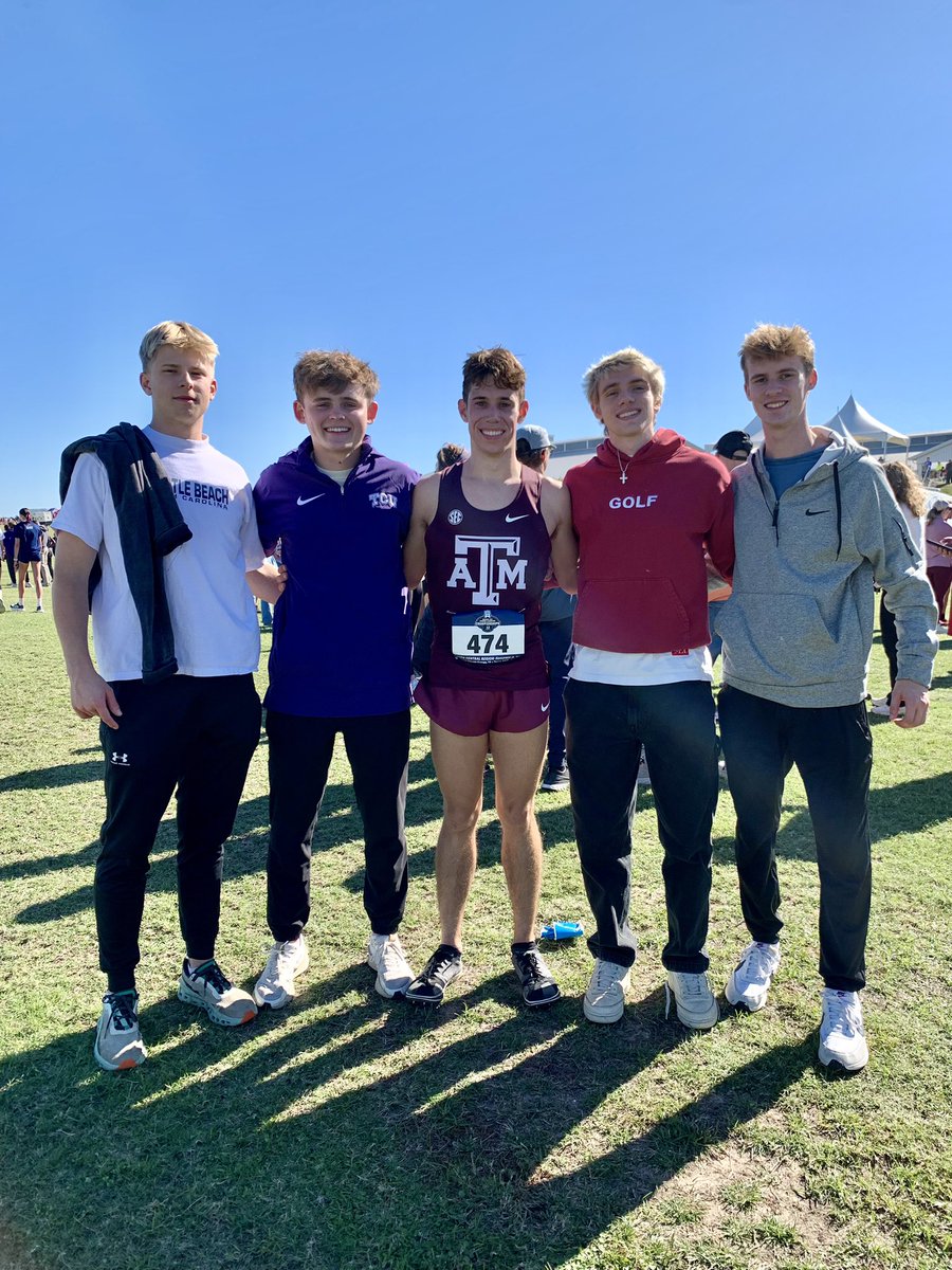 Great to watch Carter &amp; Emma compete at the NCAA South Central Regionals today! A few LCXC legends came out to support!

#NextLevelLions