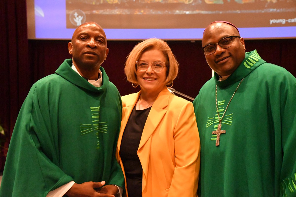 St. Thomas Aquinas tweet media