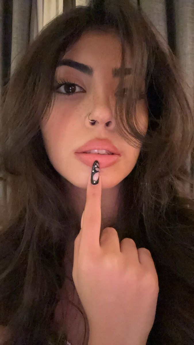 httptjttv's tweet image. guess who’s back in spain (hint: it’s me)
