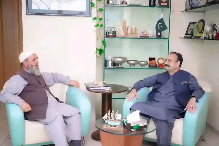 HaiderK83471's tweet photo. اسلام آباد:صدر استحکام پاکستان پارٹی آزاد کشمیر ، سابق وزیراعظم سردار تنویر الیاس خان سے سابق وزیر حکومت مفتی منصور الرحمٰن ملاقات کر رہے ہیں ۔
@SardarTanveerIK
#Sardartanveerilyaskhan
#Pakistan
#Politicstoday https://t.co/hcQfa4PqJ6