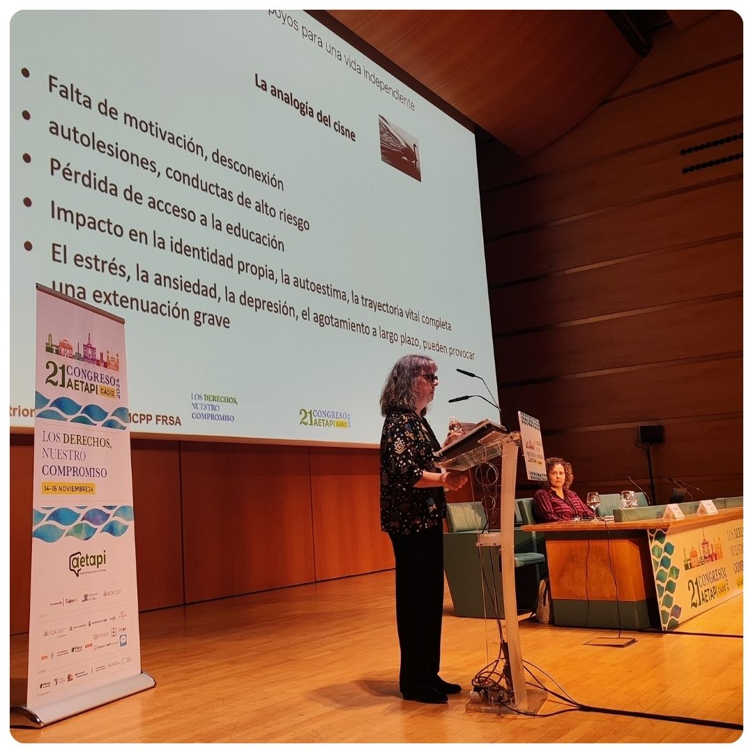 AETAPI's tweet photo. 💥 Vaya jornada llena de grandes ponentes internacionales. El segundo día del #congresoaetapi llega a su fin➡️Ahora disfrutaremos de una agradable cena donde podremos intercambiar ideas y opiniones sobre todo lo que hemos vivido en la jornada de hoy.   #aetapi https://t.co/tPQ1R79dUu