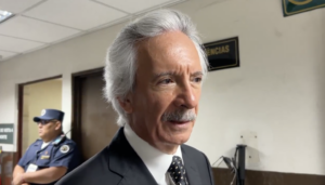 Expresamos nuestro más profundo rechazo y estupor ante la revocatoria de la libertad condicional recientemente concedida al periodista José Rubén Zamora, quien venía de cumplir más de 800 días de prisión en una causa plagada de irregularidades y que aún no tiene sentencia.