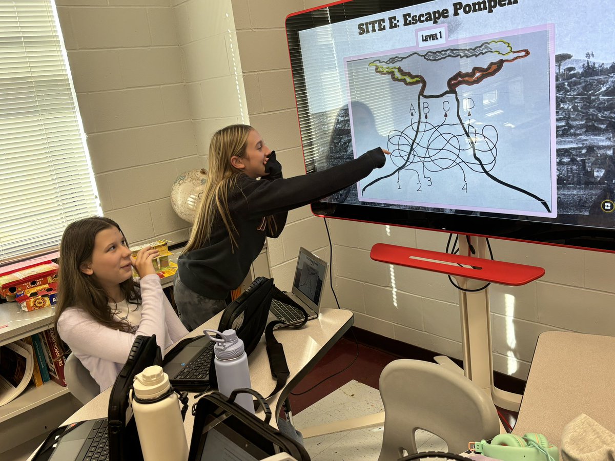 Scott Fine tweet media