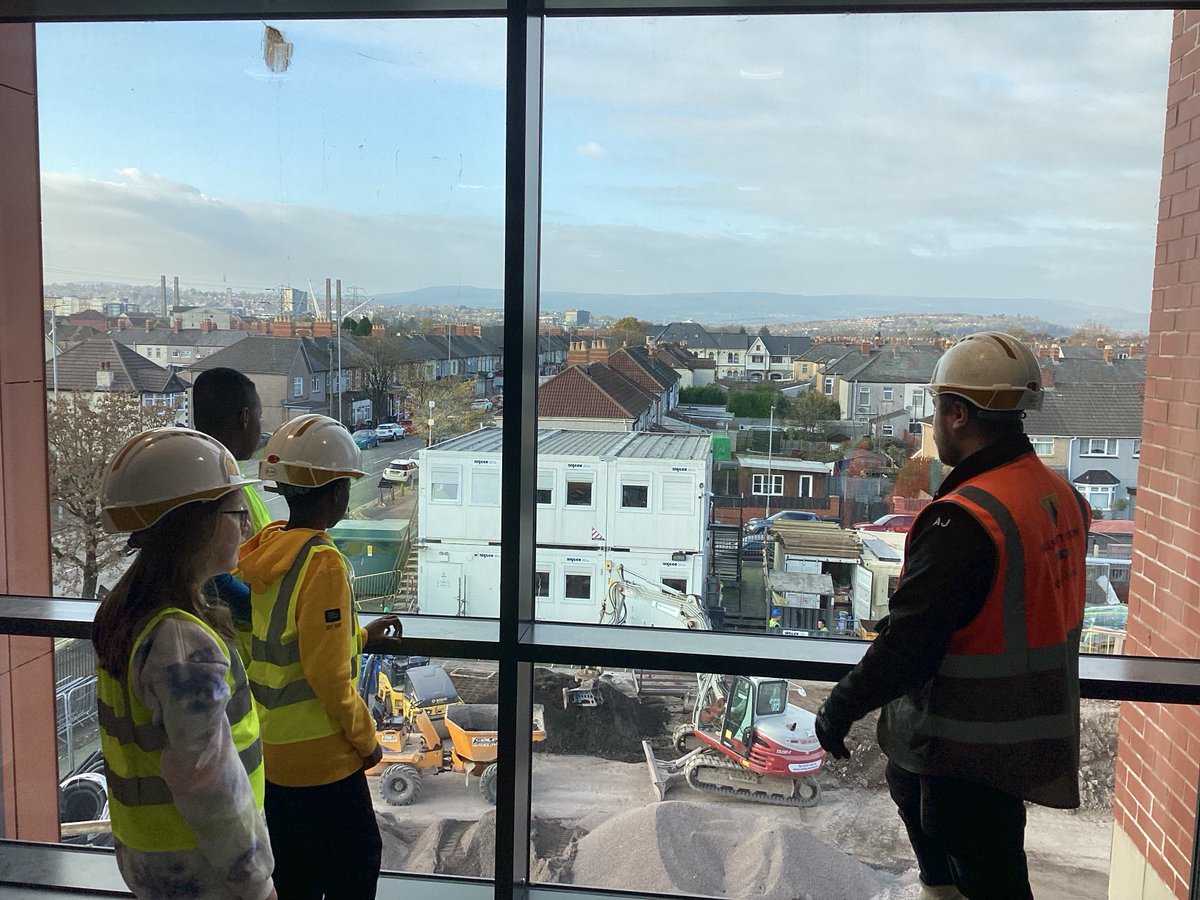 Reach Radio tweet media