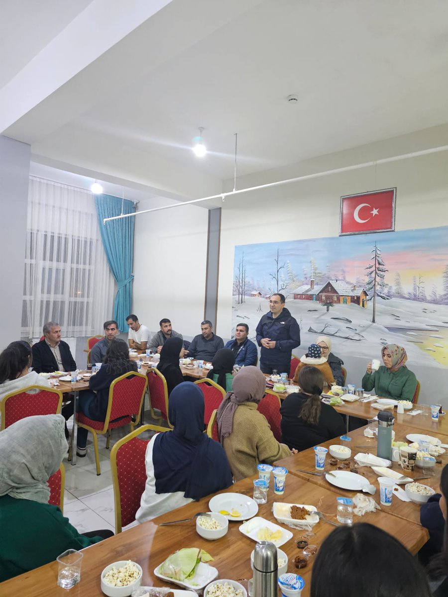 midyataihl's tweet photo. Kasım Ara Kampımızı Tamamladık.
YKS'ye hazırlık sürecinde 12. Sınıf öğrencilerimize yönelik bir haftalık ara tatil kampı yaptık. Bu süreçte emeği geçen öğrencilerimize ve öğretmenlerimize teşekkür ediyoruz.
@Yusuf__Tekin
@tcmeb 
@meb_dinogretimi 
@mardinilmem 
@midyatilcemem https://t.co/LjPajvlqCx