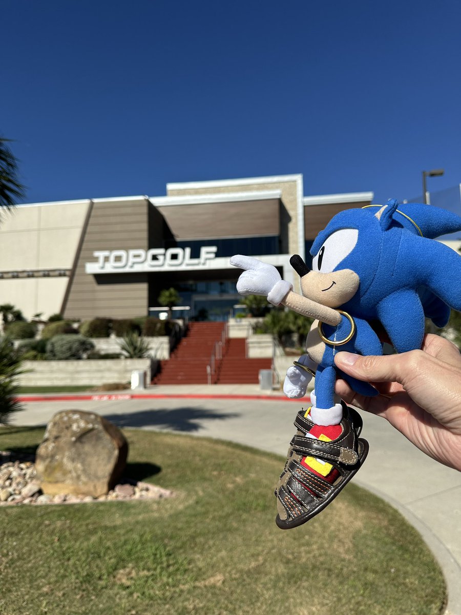 1992_sonic's tweet photo. Sonic had a Super Sonic Time today at Topgolf!! #topgolf #golf #topgolfspring #SonicTheHedgehog 
#guinnessworldrecords
#Sega
#Sonic
#Segaofamerica
#SegaUK
#VideoGamecollection
#videogamecollector
#toycollection
#toycollector
#collection
#collector
#gameroom
#mancave https://t.co/AKd3Hy0Y2u