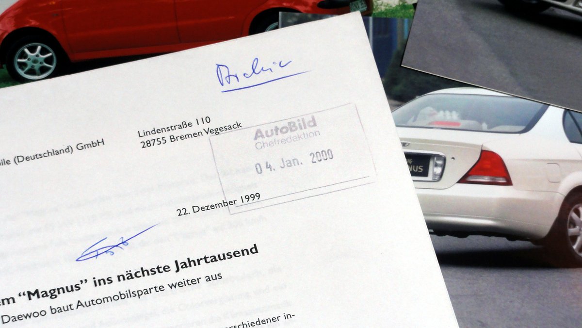 darewnoo's tweet photo. Next update for my collection. I saved over 150 press photos and information papers from original archives by Auto Bild! Update on my website soon... #Daewoo #press #pressphotos #presskit https://t.co/6YhwVyIB9y