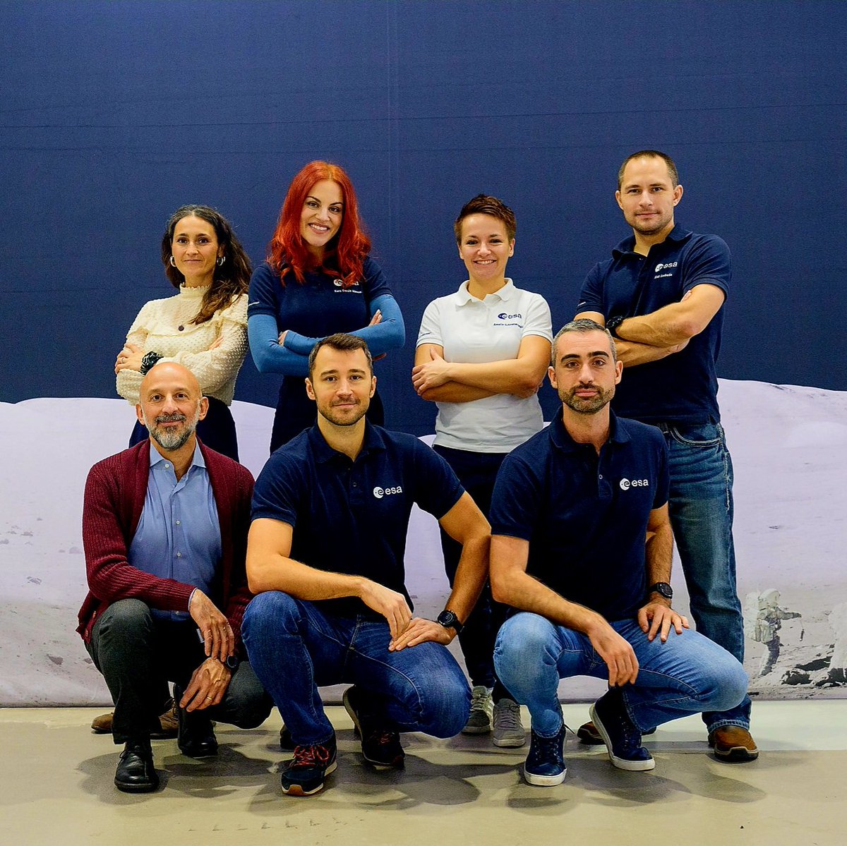 Aleš Svoboda (@astro_ales) on Twitter photo 👩🏻🚀 #HBP byly věnovány i poslední dva dny tohoto týdne. Kromě teorie a týmových her zaměřených na efektivní komunikaci a #DecisionMaking, jsme měli skvělou příležitost poslechnout si zkušenosti astronautů <a href="/astro_luca/">Luca Parmitano</a> a Jean-François Clervoy! 🫡 👩🏻🚀 #HBP byly věnovány i poslední dva dny tohoto týdne. Kromě teorie a týmových her zaměřených na efektivní komunikaci a #DecisionMaking, jsme měli skvělou příležitost poslechnout si zkušenosti astronautů <a href="/astro_luca/">Luca Parmitano</a> a Jean-François Clervoy! 🫡
