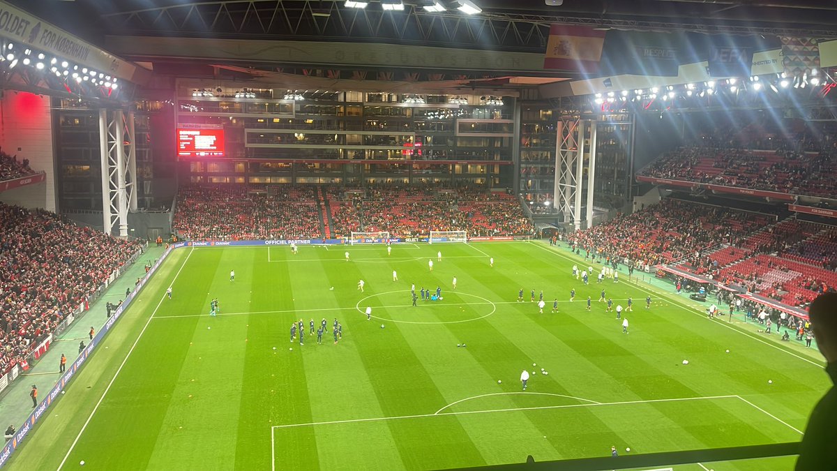 maageDK's tweet photo. #Livefodbold #NationsLeague #DenEsp #DanSpa med #EggePåTur ⚡️🌶️ https://t.co/NAequyq6Jg