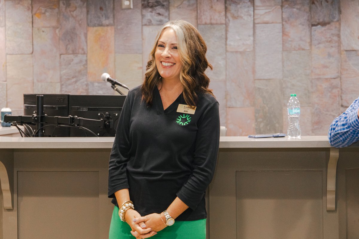 EtowahChamber's tweet photo. Emblem Credit Union understood the assignment! 📷 They opened their doors after hours and hosted some of our local businesses! We talked Emblem’s refreshed look and their continued focus on the best possible experience for their members. 💚 https://t.co/PQzCLZGG9U