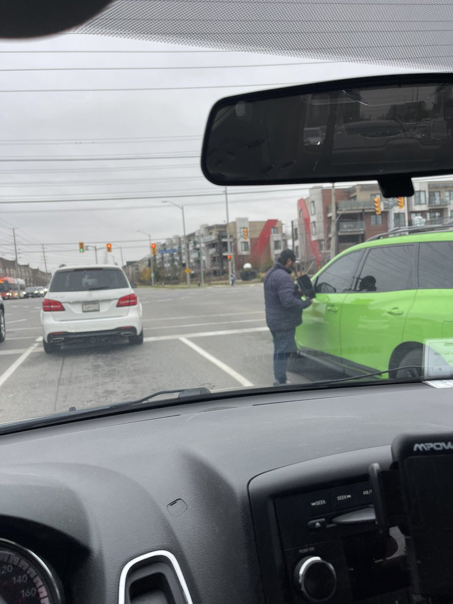 Alejandrak59's tweet photo. @PeelPolice @citymississauga  Public Safety is Paramount, this should not be allowed, he is jeopardizing the safety of all drivers in the area and his own.
Please take action, Eglinton and Winston Churchill https://t.co/YkWlhADHpr