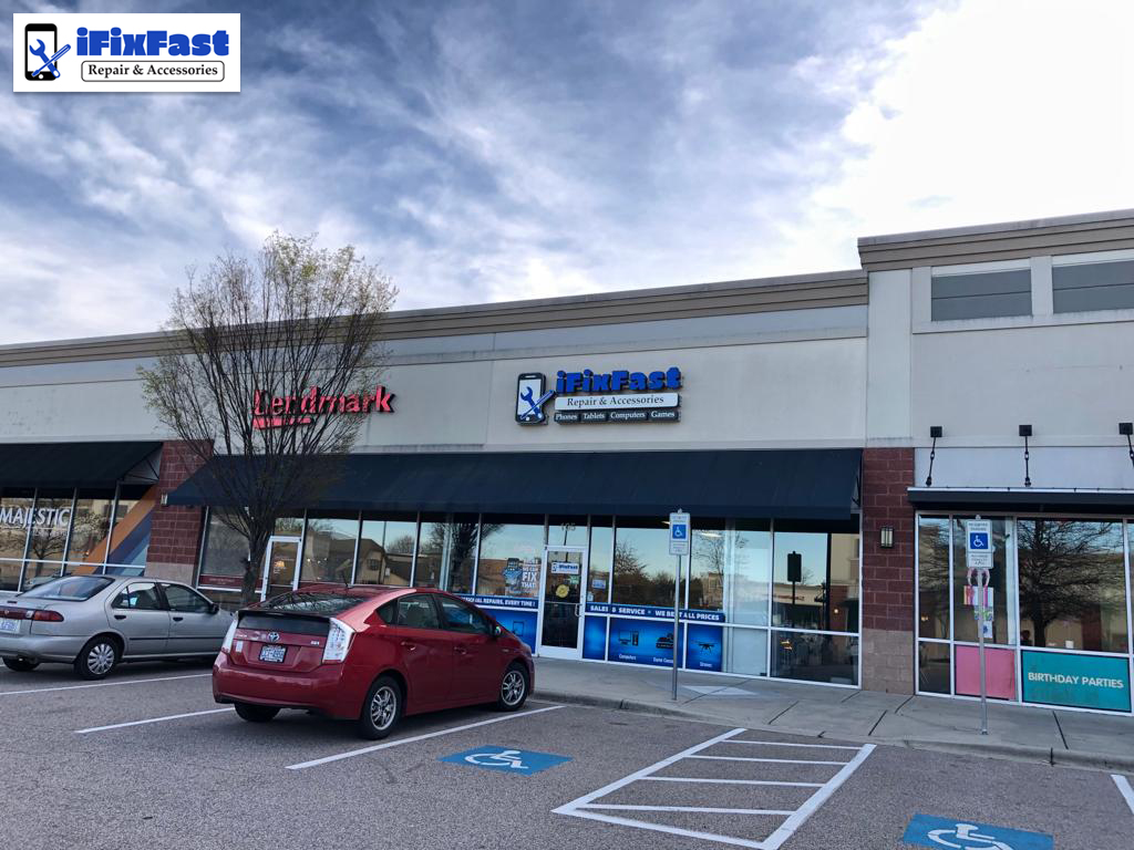 FixRaleigh's tweet image. Need #laptop repairs? iFixFast specializes in screen replacements, #battery fixes, #ChargingPort #repair &amp;amp; more for all major brands! bit.ly/iFixFastGMaps
#Technology #PhoneRepair #MobileRepair #LaptopRepair #Computer #RightToRepair #RaleighNC #Raleigh #NorthCarolina