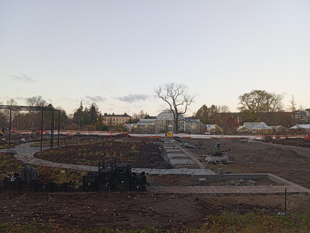 Peter Poczai tweet media