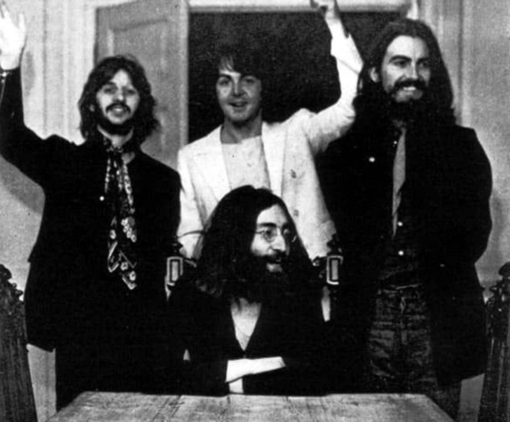 VINTAGE ROCK N’ ROLL 🎸 tweet media