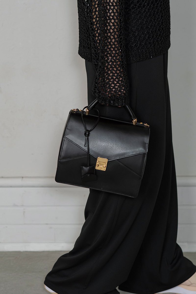 89289鞄製作所 tweet media