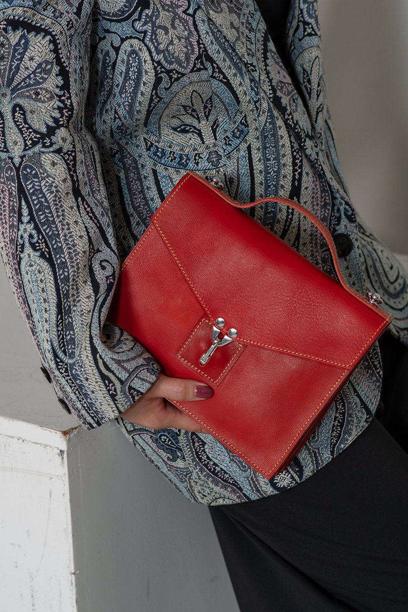 89289鞄製作所 tweet media