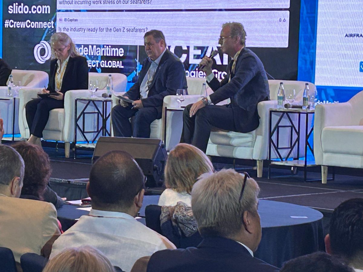 shippingics's tweet photo. 🌎ICS had a productive #CrewConnect Global in Manila (12–14 Nov). @guyplatten received special recognition & joined a panel on cadet berths & more. Arvind Natrajan updated on the Maritime Just Transition Task Force & STCW review. Elliott Adams & Jade Smith promoted ICS Academy. https://t.co/l99vxjyE2T