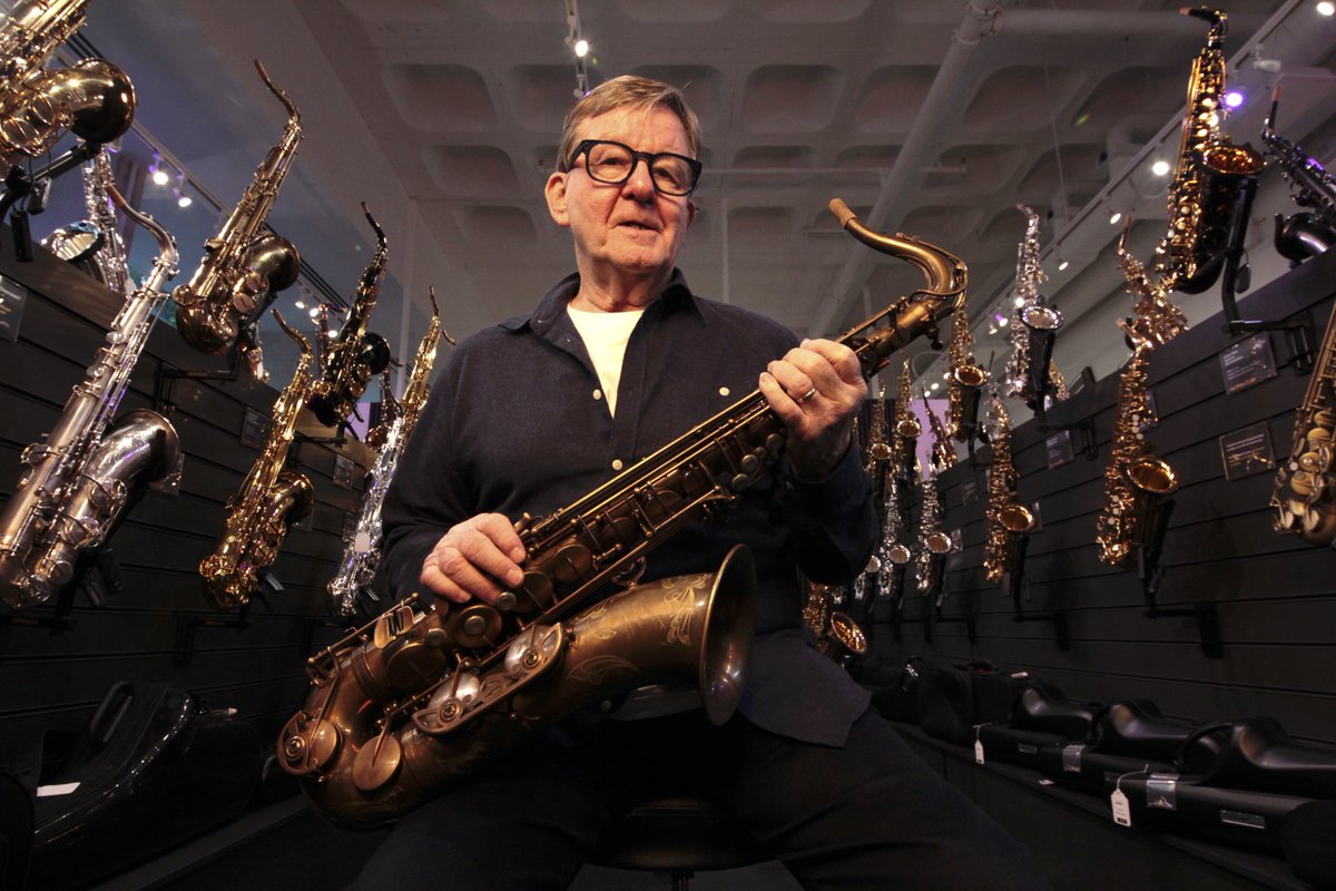 This Sundays #MusicGarden 1-3pm on <a href="/jazzfm/">Jazz FM</a> we continue to Sax up your life. Not sure you can ever have enough Sax. Tracks  carefully selected by my delicate ears with my dear listener in mind. #RobbieVincent #JazzFM #JazzFunkSoul #IfitMovesFunkit 
photography @mistanormski