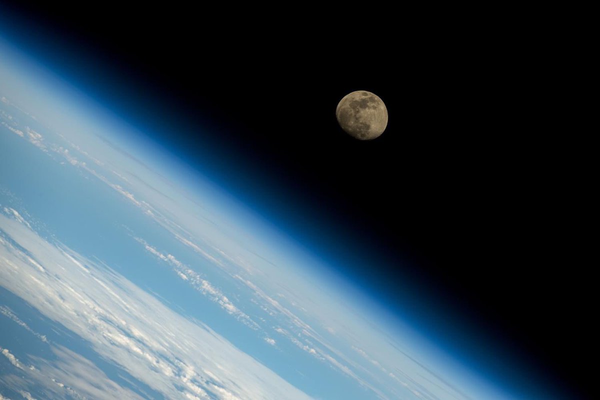 AstroHague's tweet photo. Moonrise over Earth is so inspiring. From orbit, the subtlest change in perspective makes the Moon seem just within reach even though we are only 1/1000th closer. Step outside tonight and check out the full Moon. I’ll sure be watching from @Space_Station! https://t.co/0QODQx18LP