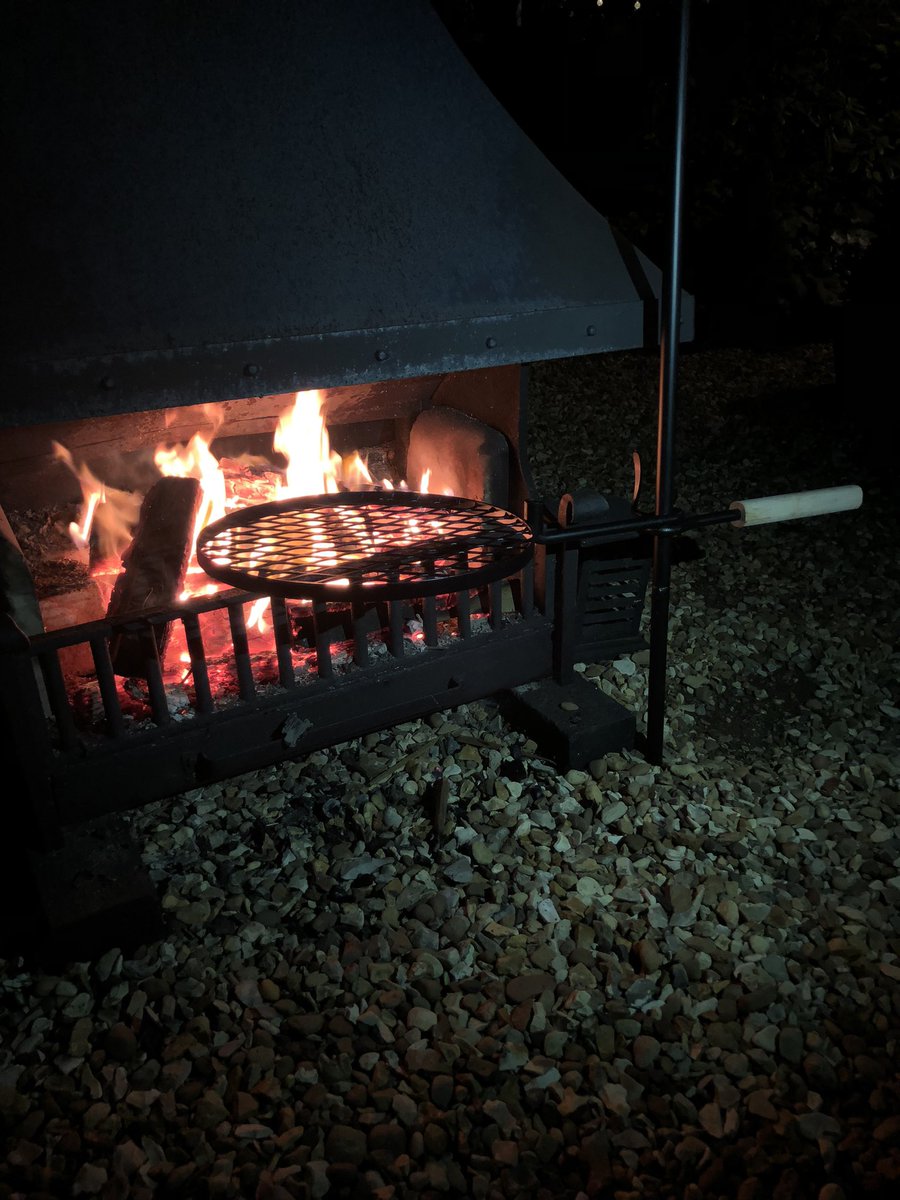 art4holmes tweet media