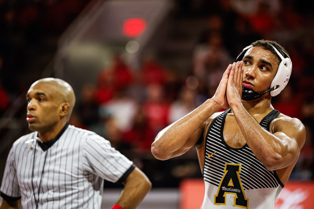 AppWrestling's tweet photo. Bellis gets App State on the board!

#ReAchTheSummit https://t.co/gFBIFh4DSk
