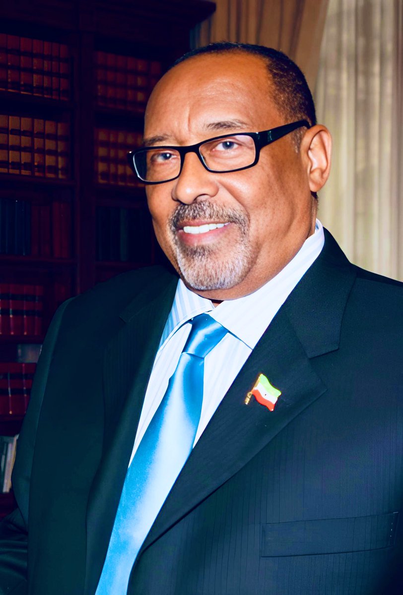 theslreview's tweet photo. The Republic of #Somaliland are mourning the passing of the country's fourth president, Ahmed Mohamed Mohamoud (Silanyo) who died in Hargeisa, Somaliland, in the evening of Friday, 15th of November 2024. We @theslreview pray Allah grant him Jannah. https://t.co/bxTzgU98uM