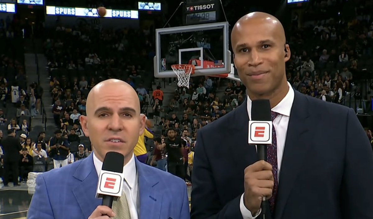 dylangonzalez21's tweet photo. #baldcast https://t.co/yloZiJcy47