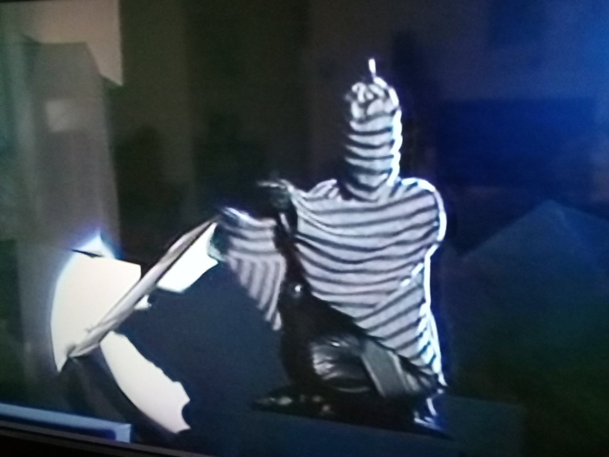 GamerGranny1's tweet photo. Grace Jones in my favourite outfit! I was going to knit this so many times, but knew I never be brave enough to wear it when I needed to, like waiting for trains. Yes, I have #Raynaulds and yes Katoomba and Milsons Pt stations are an icy hell. #WatchingRage https://t.co/FaoKvHeRBr