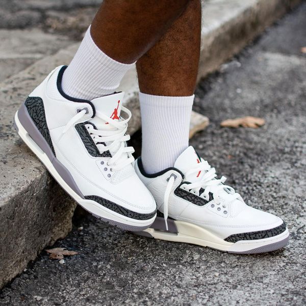 air jordan 3 white cement grey