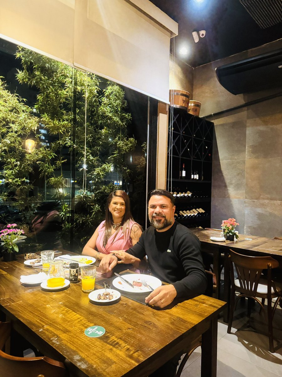 EmanuelDennerSR's tweet photo. Hoje (15.11), comemoramos bodas de Turmalina… são 16 anos de cumplicidade, amizade e muito amor 🥰 
Que venham muitos outros maravilhosos anos ao teu lado !!
Te amo Valmira Alice 😍 https://t.co/9EhxhgfUAv