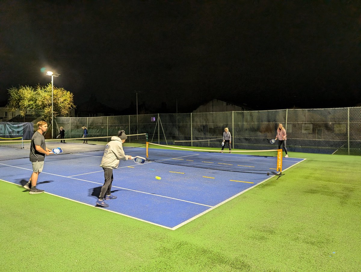 Tʜᴏʀɴᴅᴀʟᴇ Tᴇɴɴɪꜱ🎾 tweet media